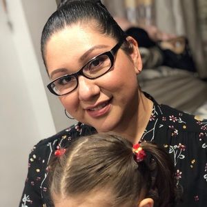 Meet your Posher, Veronica